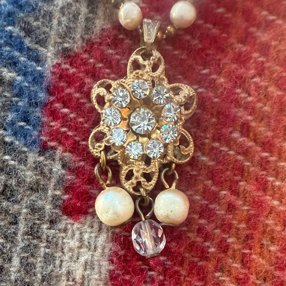 Vintage Miriam Haskell Gold Pearl Beaded Pendant Necklace